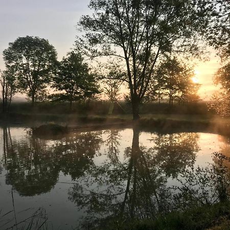 Domaine Des Galinaces Roulotte La Roussette 2-4P Villa Marigny-les-Reullee Dış mekan fotoğraf